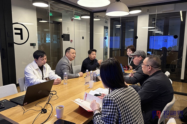 微路演“牽手”創(chuàng)投，激活產(chǎn)業(yè)活力（投融界第989期創(chuàng)投對(duì)接微路演成功舉辦）